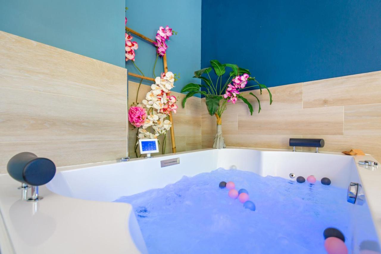 Appartement Jacuzzi 4 Etoiles Beaute - Mbroom Var ピュジェ・シュル・アルジャン エクステリア 写真